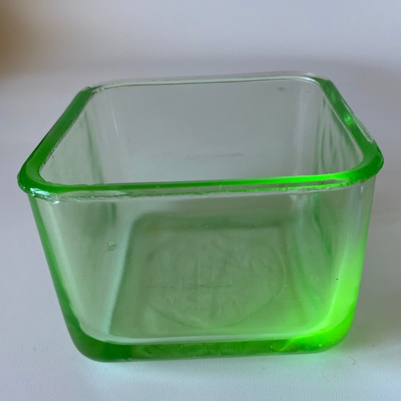 Vintage Uranium Glass Fridge Dish: Green Glass, Glowing - Picture 1 of 11